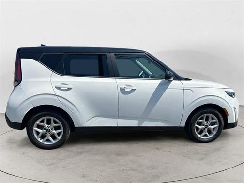 2024 Kia Soul S
