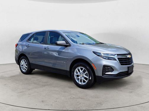 Sterling Gray Metallic 2024 Chevrolet Equinox LS