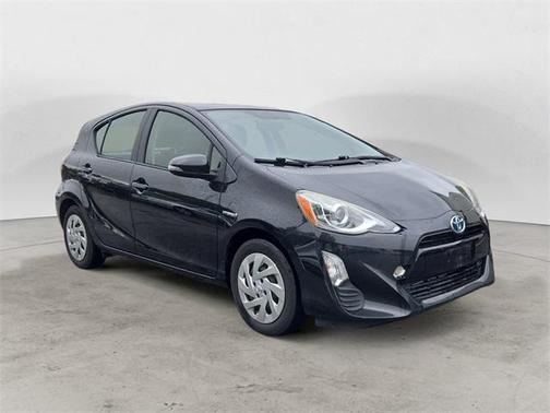 2016 Toyota Prius c Two