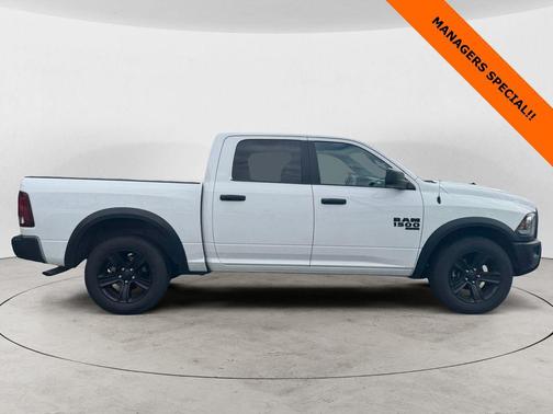 2024 RAM 1500 Classic Warlock Crew Cab 4x2 5'7' Box