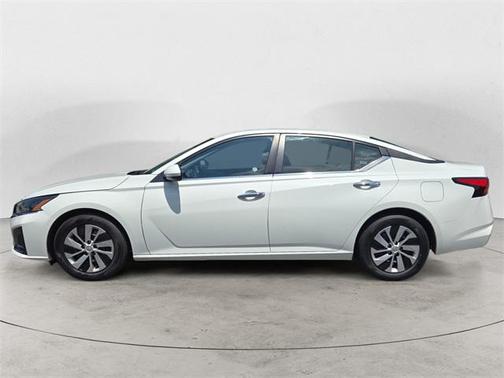 2023 Nissan Altima S FWD