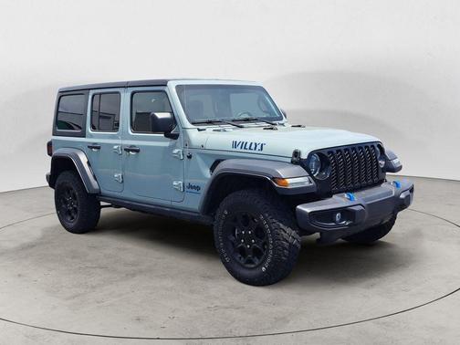 Earl Clearcoat 2023 Jeep Wrangler 4xe Base