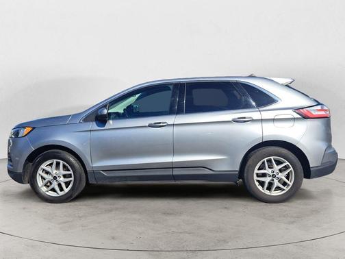 Silver Metallic 2024 Ford Edge SEL