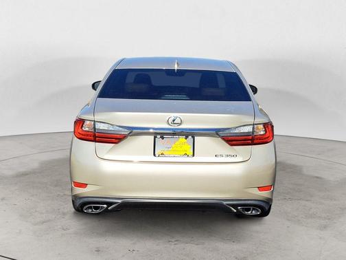 2016 Lexus ES 350 Base