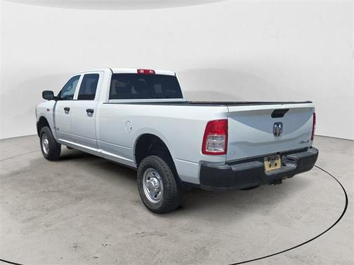 2022 RAM 2500 Tradesman Crew Cab 4x4 8' Box