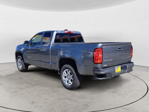Satin Steel Metallic 2022 Chevrolet Colorado LT