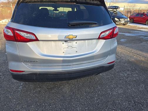 2020 Chevrolet Equinox LS