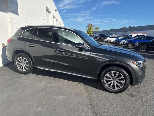 2023 Mercedes-Benz GLC 300 4MATIC