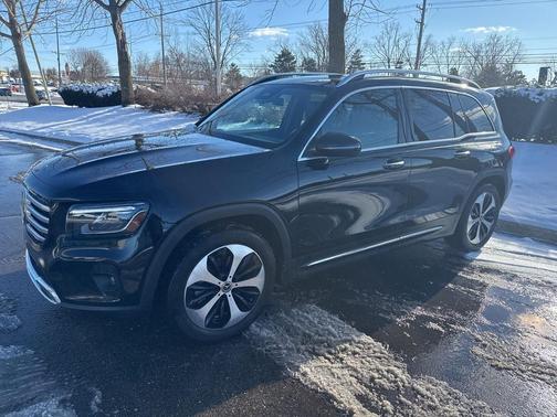 2024 Mercedes-Benz GLB 250 4MATIC