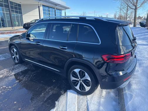 2024 Mercedes-Benz GLB 250 4MATIC