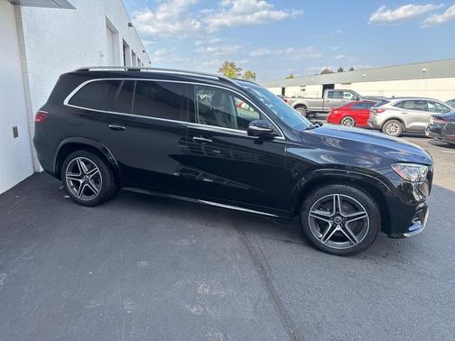 2024 Mercedes-Benz GLS 450 4MATIC