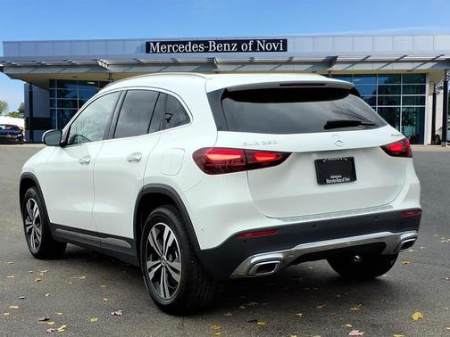 2025 Mercedes-Benz GLA 250 4MATIC