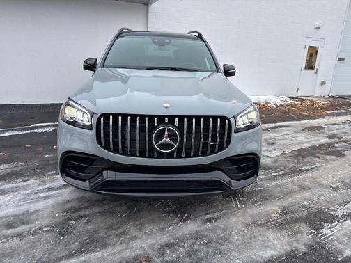 2025 Mercedes-Benz AMG GLS 63 Base