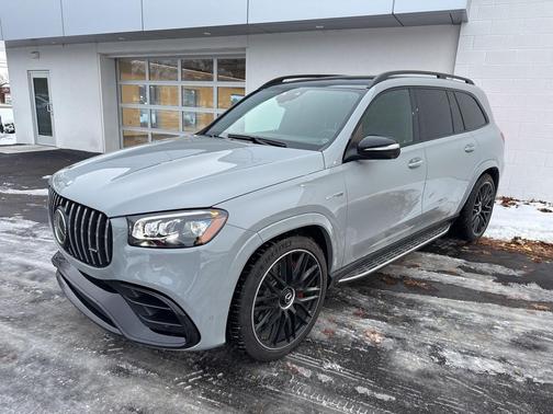 2025 Mercedes-Benz AMG GLS 63 Base