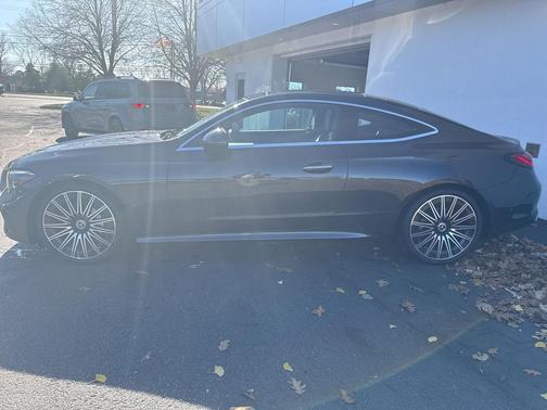 2025 Mercedes-Benz CLE 300 4MATIC Coupe