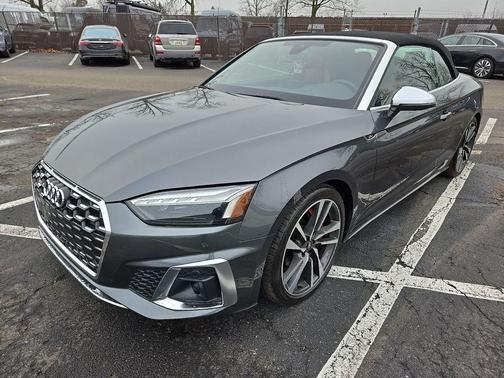 Daytona Gray Pearl Effect/Black Roof 2024 Audi S5 3.0T Premium Plus