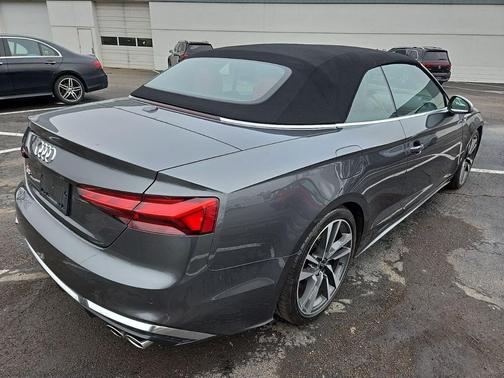 Daytona Gray Pearl Effect/Black Roof 2024 Audi S5 3.0T Premium Plus