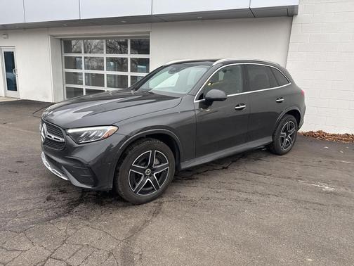 2025 Mercedes-Benz GLC 300 4MATIC