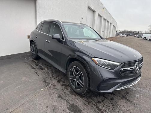 2025 Mercedes-Benz GLC 300 4MATIC