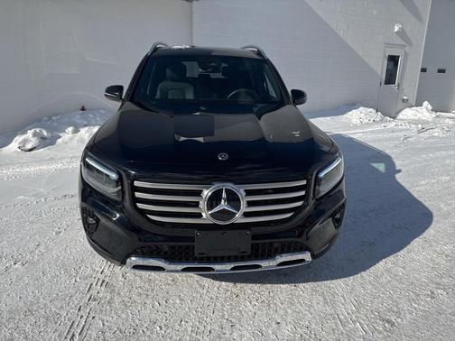 2025 Mercedes-Benz GLB 250 4MATIC