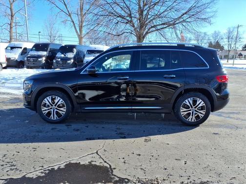 2025 Mercedes-Benz GLB 250 4MATIC