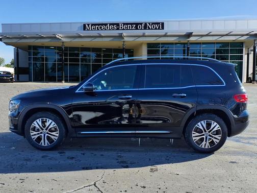 2025 Mercedes-Benz GLB 250 4MATIC