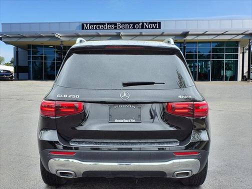 2024 Mercedes-Benz GLB 250 4MATIC