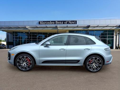 2026 Porsche Macan Macan GTS