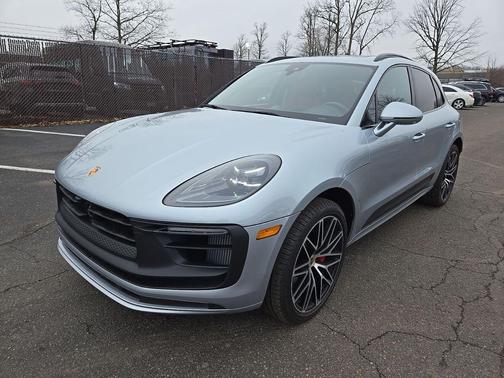 2026 Porsche Macan Macan GTS
