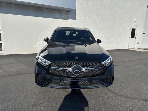 2024 Mercedes-Benz GLC 300 4MATIC