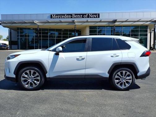 2020 Toyota RAV4 XLE Premium