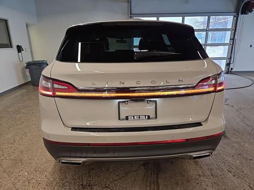 2021 Lincoln Nautilus Reserve