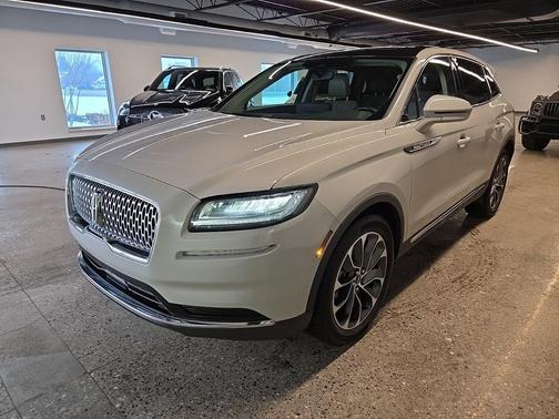 2021 Lincoln Nautilus Reserve