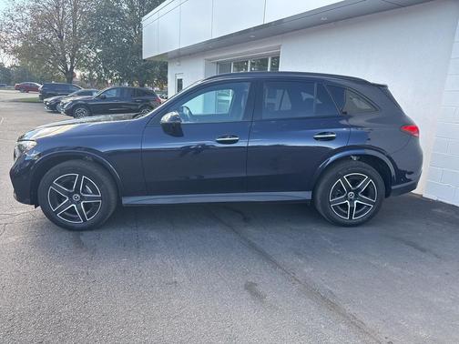 2024 Mercedes-Benz GLC 300 4MATIC