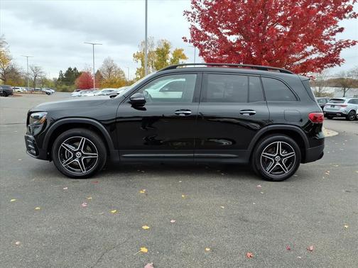 2025 Mercedes-Benz GLB 250 4MATIC