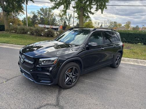2025 Mercedes-Benz GLB 250 4MATIC