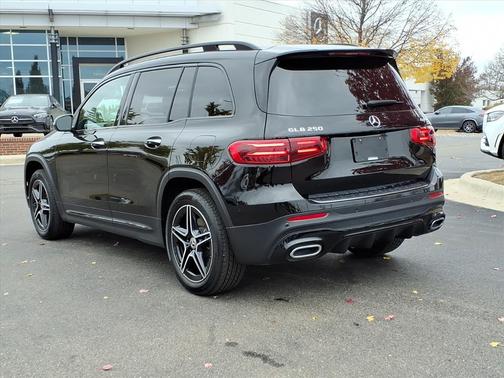 2025 Mercedes-Benz GLB 250 4MATIC