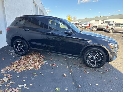 2022 Mercedes-Benz GLC 300 4MATIC