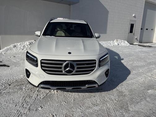 2025 Mercedes-Benz GLB 250 4MATIC