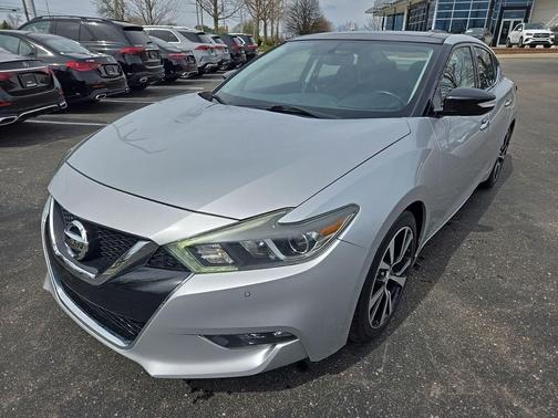 Brilliant Silver 2018 Nissan Maxima 3.5 SL