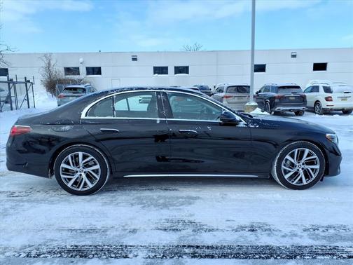 2025 Mercedes-Benz E-Class 4MATIC