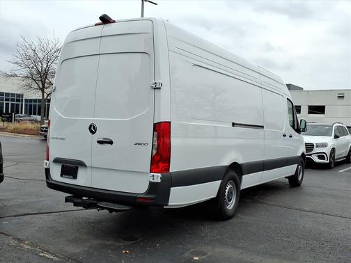 2025 Mercedes-Benz Sprinter 2500 High Roof