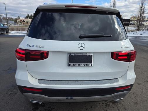 2025 Mercedes-Benz GLB 250 4MATIC