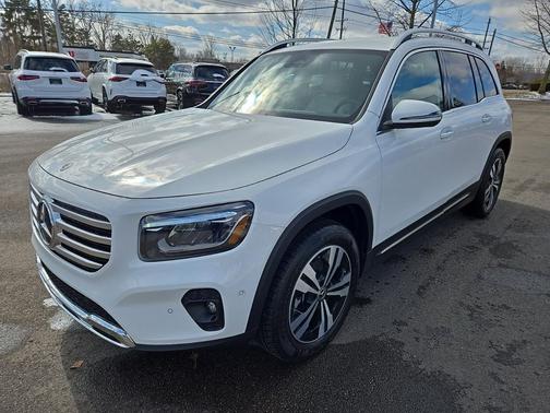 2025 Mercedes-Benz GLB 250 4MATIC