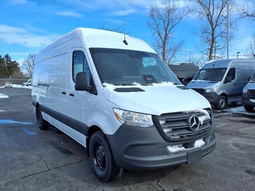 2025 Mercedes-Benz Sprinter 2500 High Roof