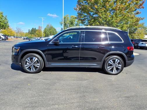 2025 Mercedes-Benz GLB 250 4MATIC