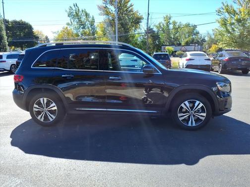 2025 Mercedes-Benz GLB 250 4MATIC