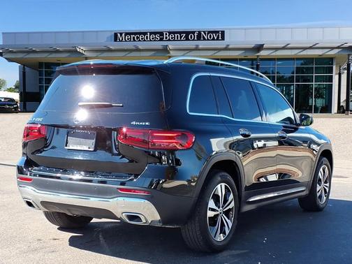 2025 Mercedes-Benz GLB 250 4MATIC