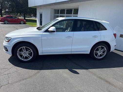 2015 Audi Q5 2.0T Premium Plus