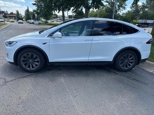 2018 Tesla Model X 75D